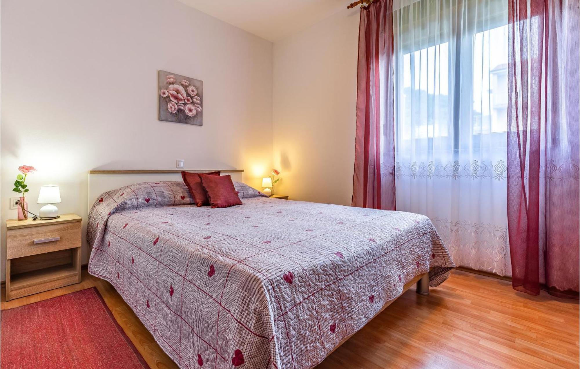 Awesome Apartment In Pula With Wifi Extérieur photo